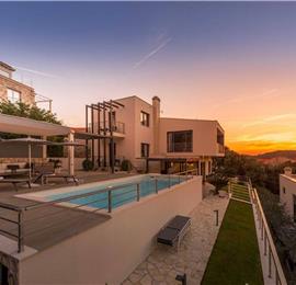 4 bedroom villa with pool and sea views near Dubrovnik sleeps 8
